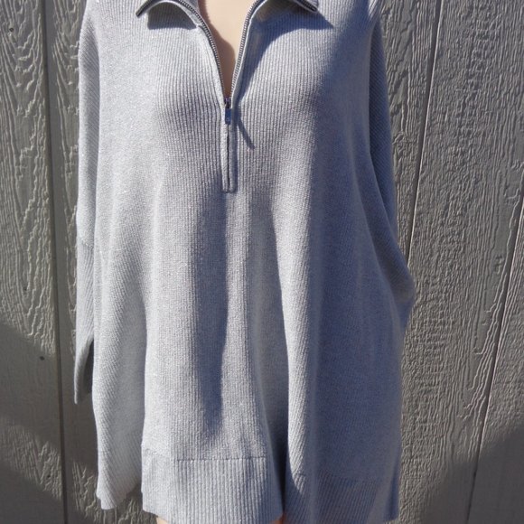NWT Tommy Bahama OVERSIZED Gray Silver Poncho Boxy Zip Sweater $118 Plus… - Picture 2 of 7